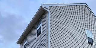 Best Custom Siding Design  in Visalia, CA